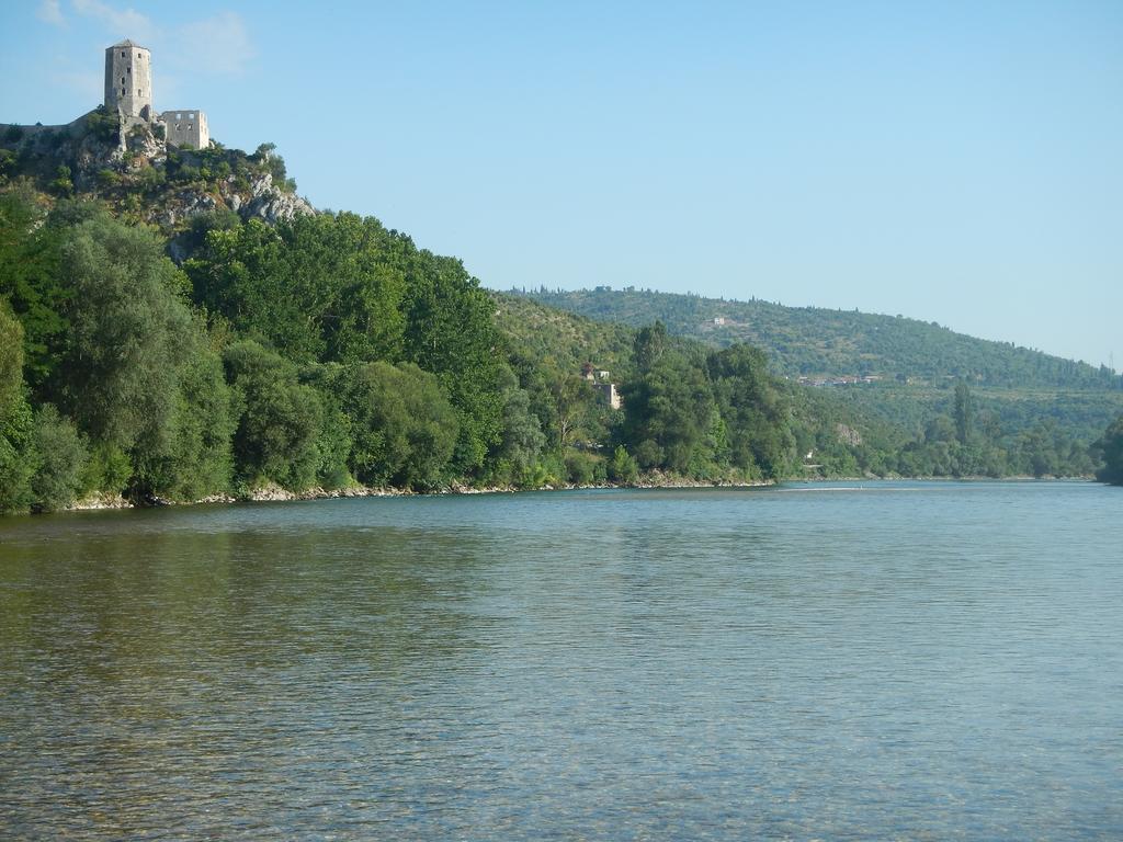 Riverside Guesthouse Pocitelj Buitenkant foto