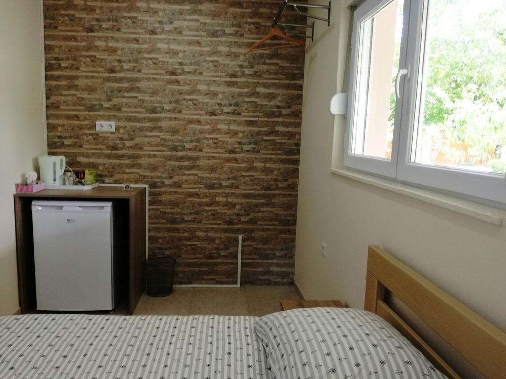 Riverside Guesthouse Pocitelj Buitenkant foto